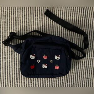 BAGGU hello kitty Fanny pack